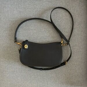 Coach Swinger Bag